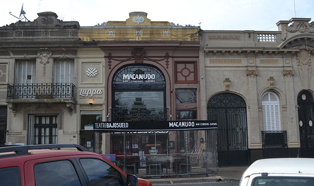 Teatro Bajosuelo Tandil en la calle General Rodríguez
