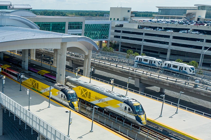 Brightline Orlando estación de trenes