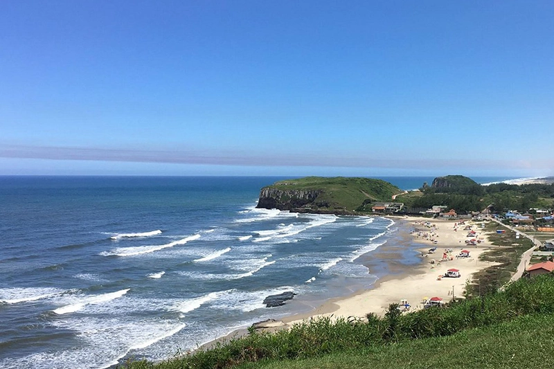 Panorámica de la playa de Torres, RS