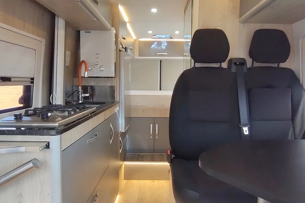 Motorhome Iveco Daily equipada en Origen