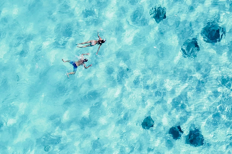 Viajar a las Islas Caimán desde Argentina vía Panamá