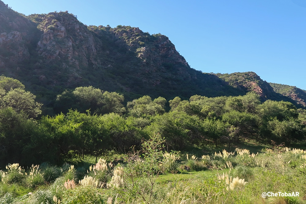 Paisajes camino Ruta 2, La Toma - Quines en la provincia de San Luis