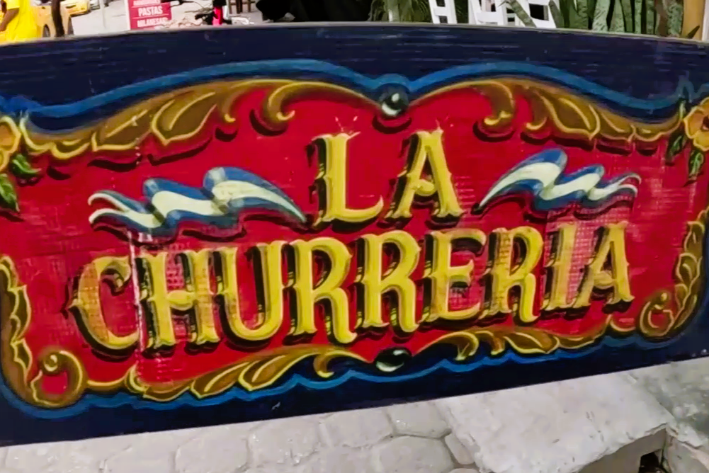 Local de Churros en playa de Ecuador