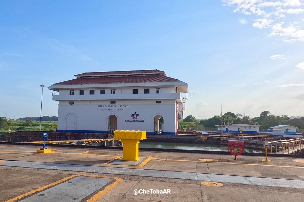 Canal de Panamá, Exclusas Miraflores