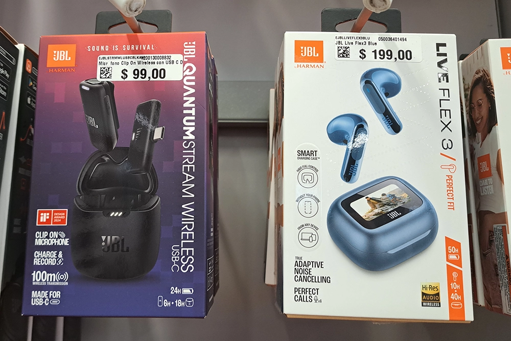 Auriculares JBL en Panamá Aeropuerto