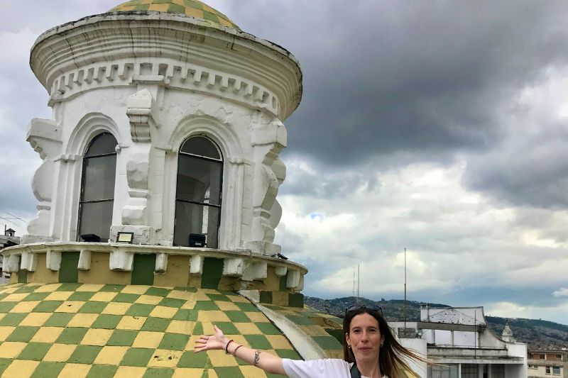 Sofi en la cima de la Catedral Metropolitana de Quito