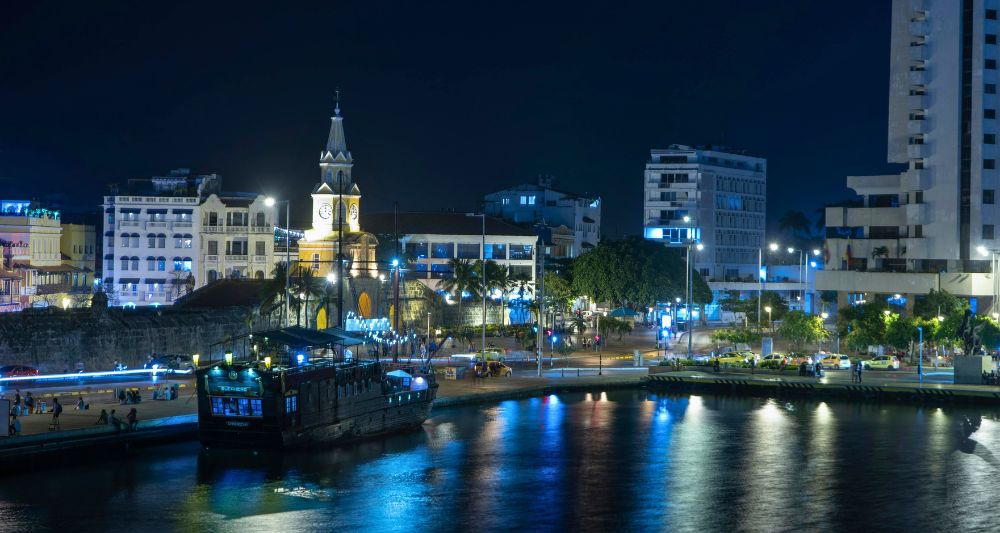Cartagena de noche, Colombia