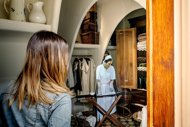 instalaciones en el interior de casa Battló