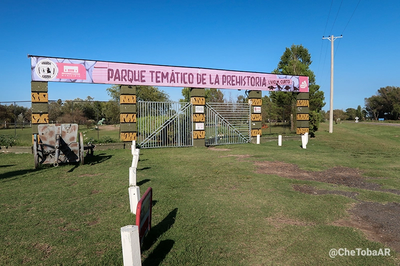 Parque temático de la Prehistoria - Dinosaurios en Eduardo Castex
