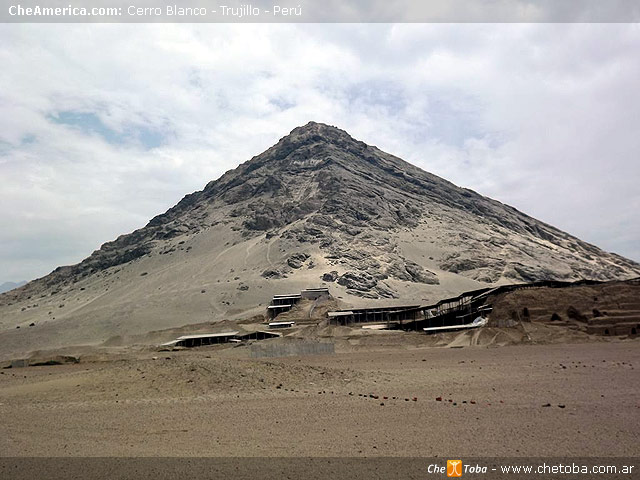 Pirámide del cerro Blanco