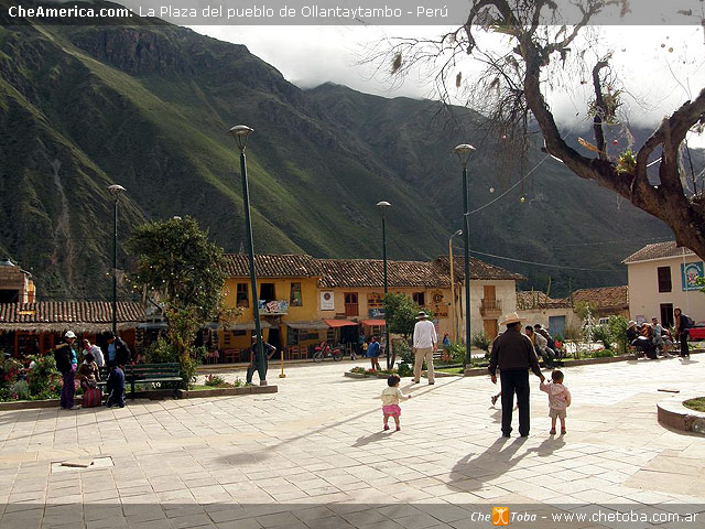 Ollantaytambo pueblo